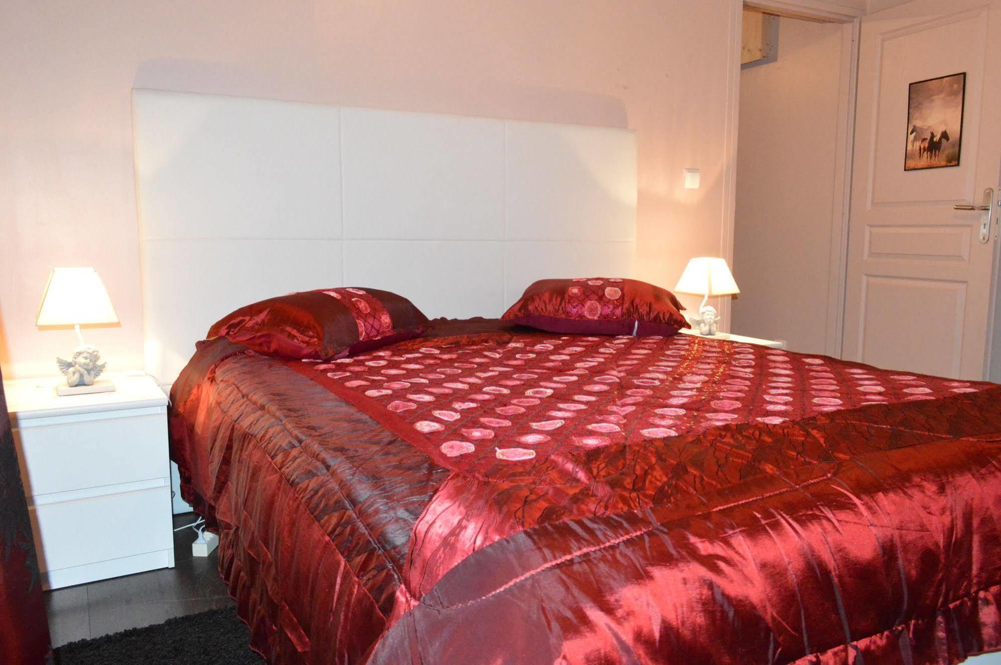 Rochire Location 1 Apartment เฌราร์แมร์ ภายนอก รูปภาพ